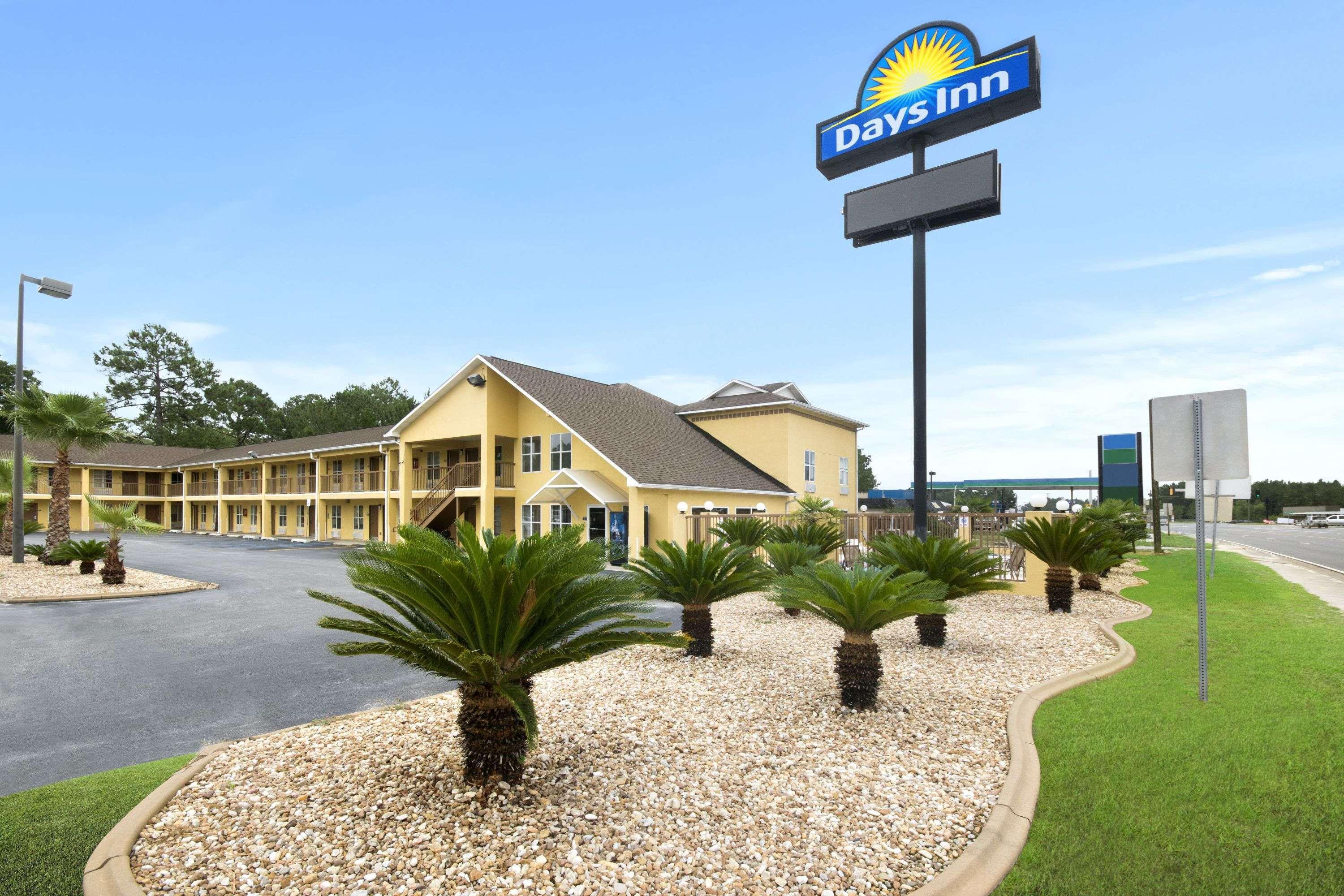 Days Inn By Wyndham Alma Buitenkant foto