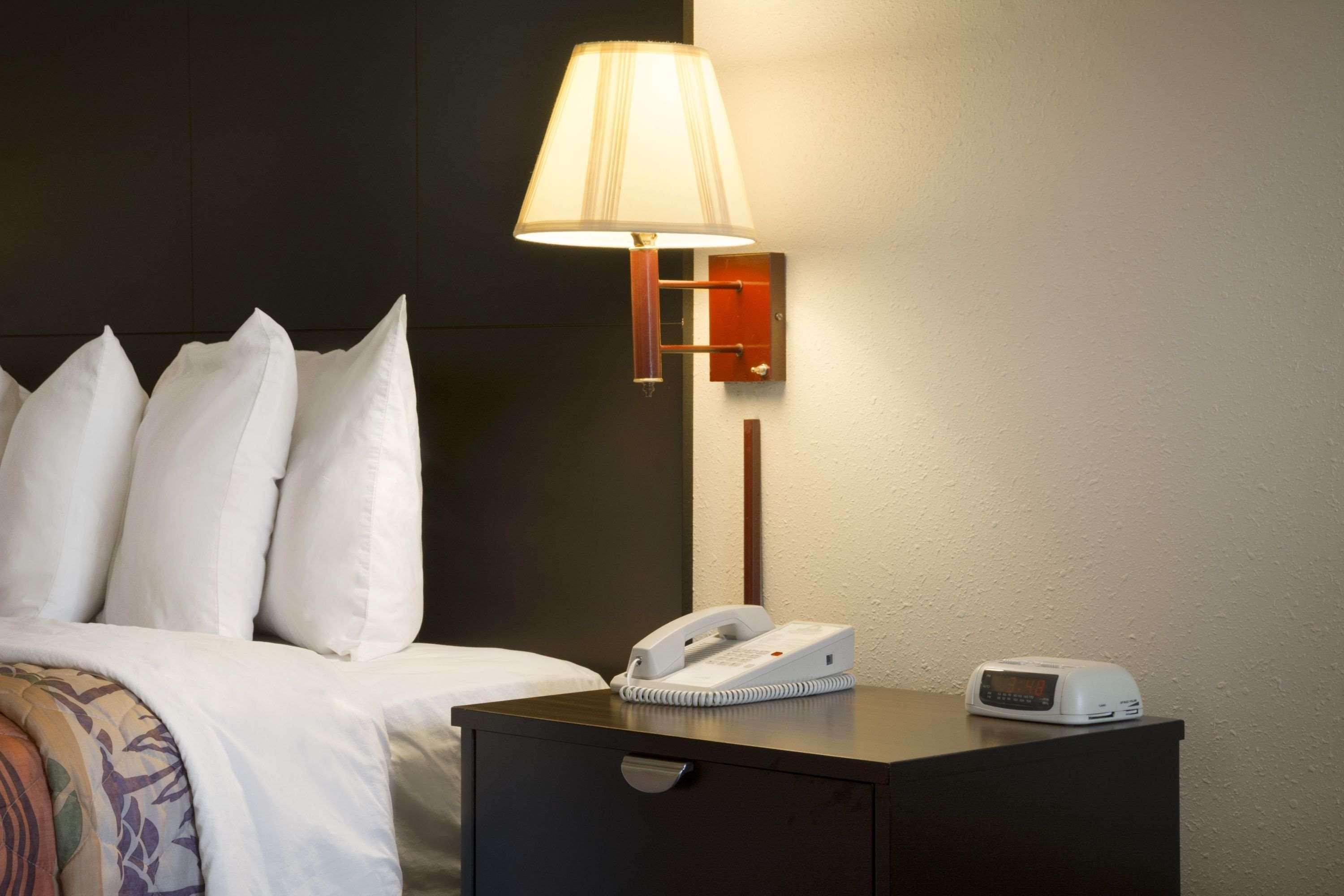 Days Inn By Wyndham Alma Buitenkant foto