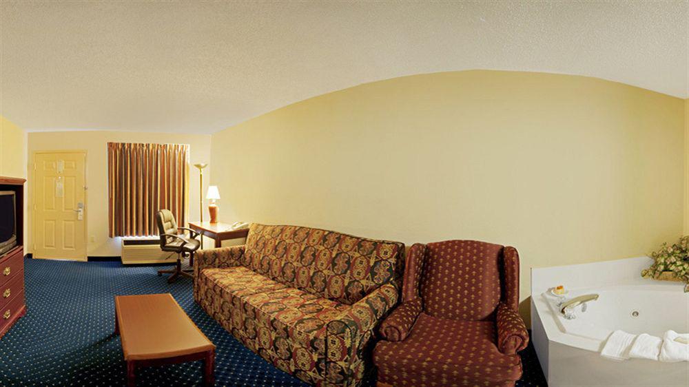 Days Inn By Wyndham Alma Buitenkant foto